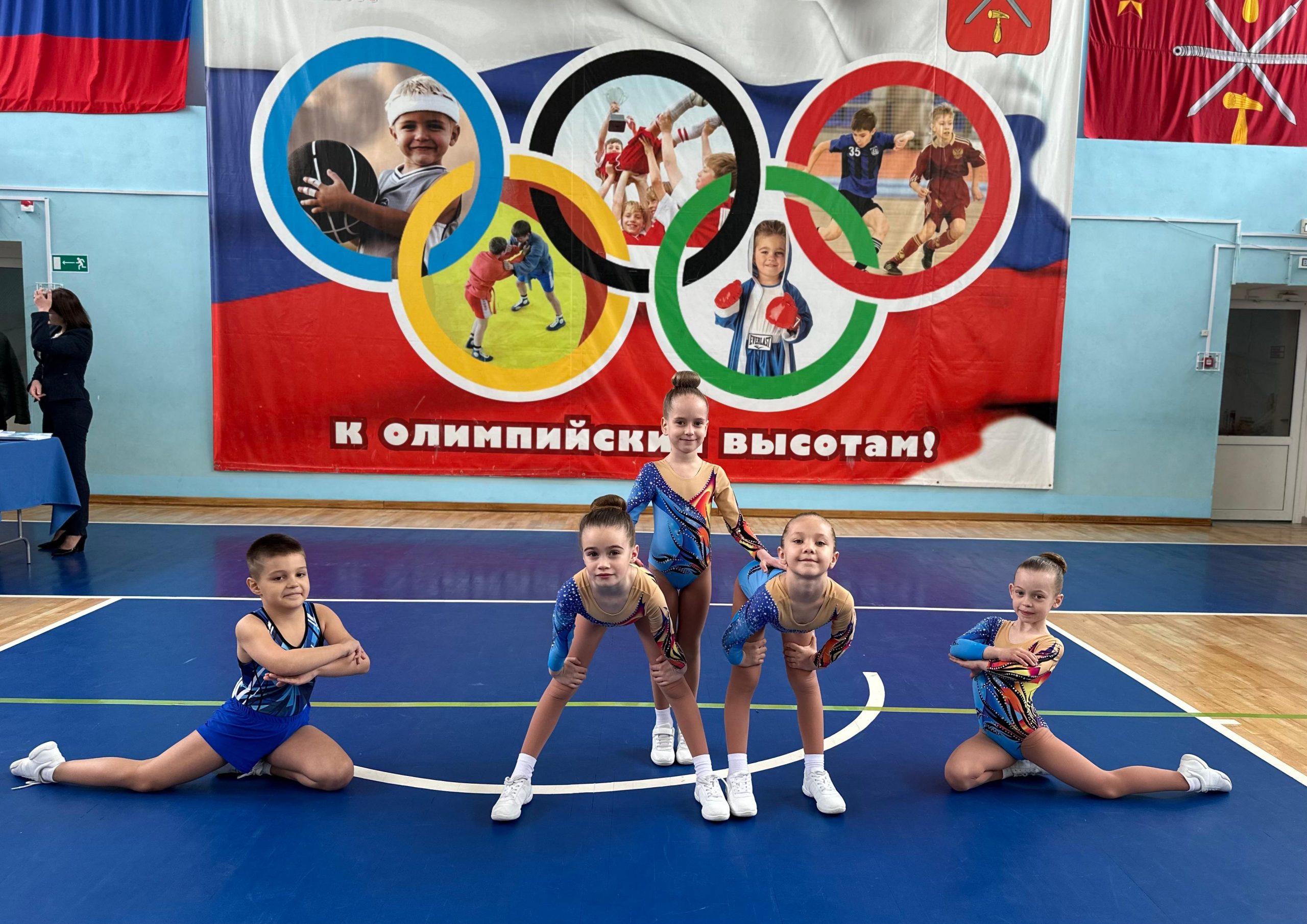 юнные девочки 